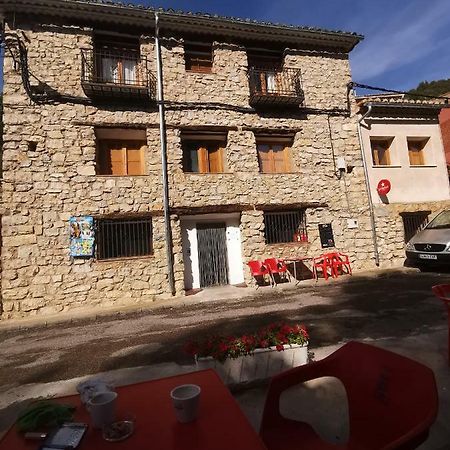 Casa Rural Y Albergue Tormon 외부 사진