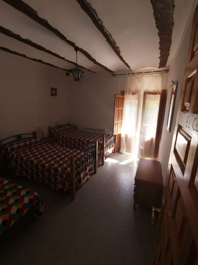 Casa Rural Y Albergue Tormon 외부 사진